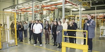 Представители лизинговых компаний посетили «КАМАЗ»