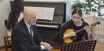 При поддержке «КАМАЗа» в Набережных Челнах прошли мастер-классы педагогов Фонда «Новые имена»