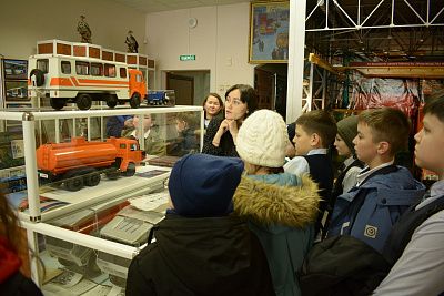 Будущие инженеры посетили «НЕФАЗ»