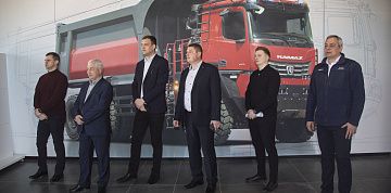 Представители «МАЗа» посетили «КАМАЗ»