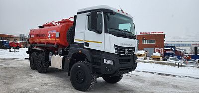 Линейку полноприводной спецтехники КАМАЗ К5 пополнили топливозаправщики