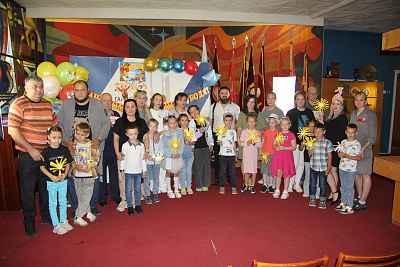 Детей сотрудников Группы ОАТ поздравили с первым учебным годом