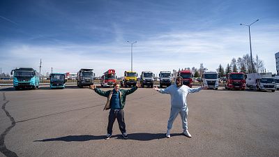 Съёмочная группа шоу «Рыцарь Дорох» побывала на «КАМАЗе»