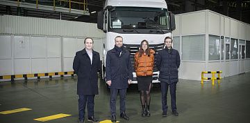 «КАМАЗ» посетила делегация ООО «Б1»