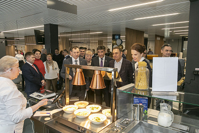 В Научно-техническом центре открылась обновлённая столовая