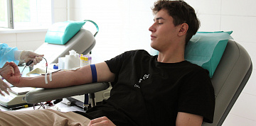 Участники студенческого отряда «КАМАЗ» выступили донорами крови