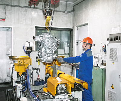 На заводе двигателей продолжается модернизация оборудования