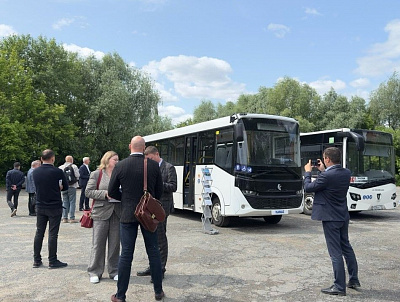 «КАМАЗ» продемонстрировал новинки пассажирского транспорта перевозчикам Татарстана
