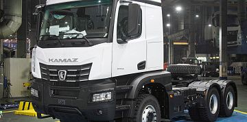 Собран новейший седельный тягач КАМАЗ-65956