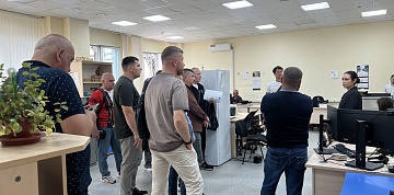 «КАМАЗ» организовал производственную экскурсию для дилеров