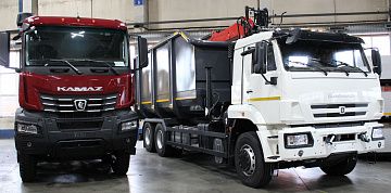 «КАМАЗ» презентовал новейшую автотехнику столичному оператору по обращению с ТКО