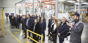 «КАМАЗ» презентовал новейшую автотехнику региональным операторам по обращению с ТКО