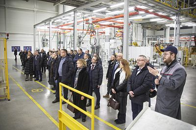 «КАМАЗ» презентовал новейшую автотехнику региональным операторам по обращению с ТКО