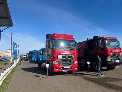 «КАМАЗ» провёл тест-драйв высокотехнологичной техники К5 в Красноярске