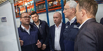 Сергей Когогин оценил проекты по повышению производительности на заводе мостов