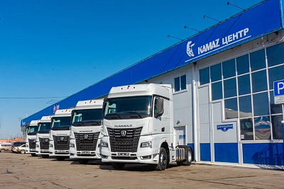Перевозчик из Омска приобрёл партию тягачей КАМАЗ-54901