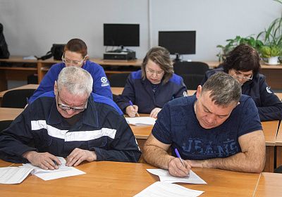 На «КАМАЗе» прошёл конкурс профмастерства среди наставников